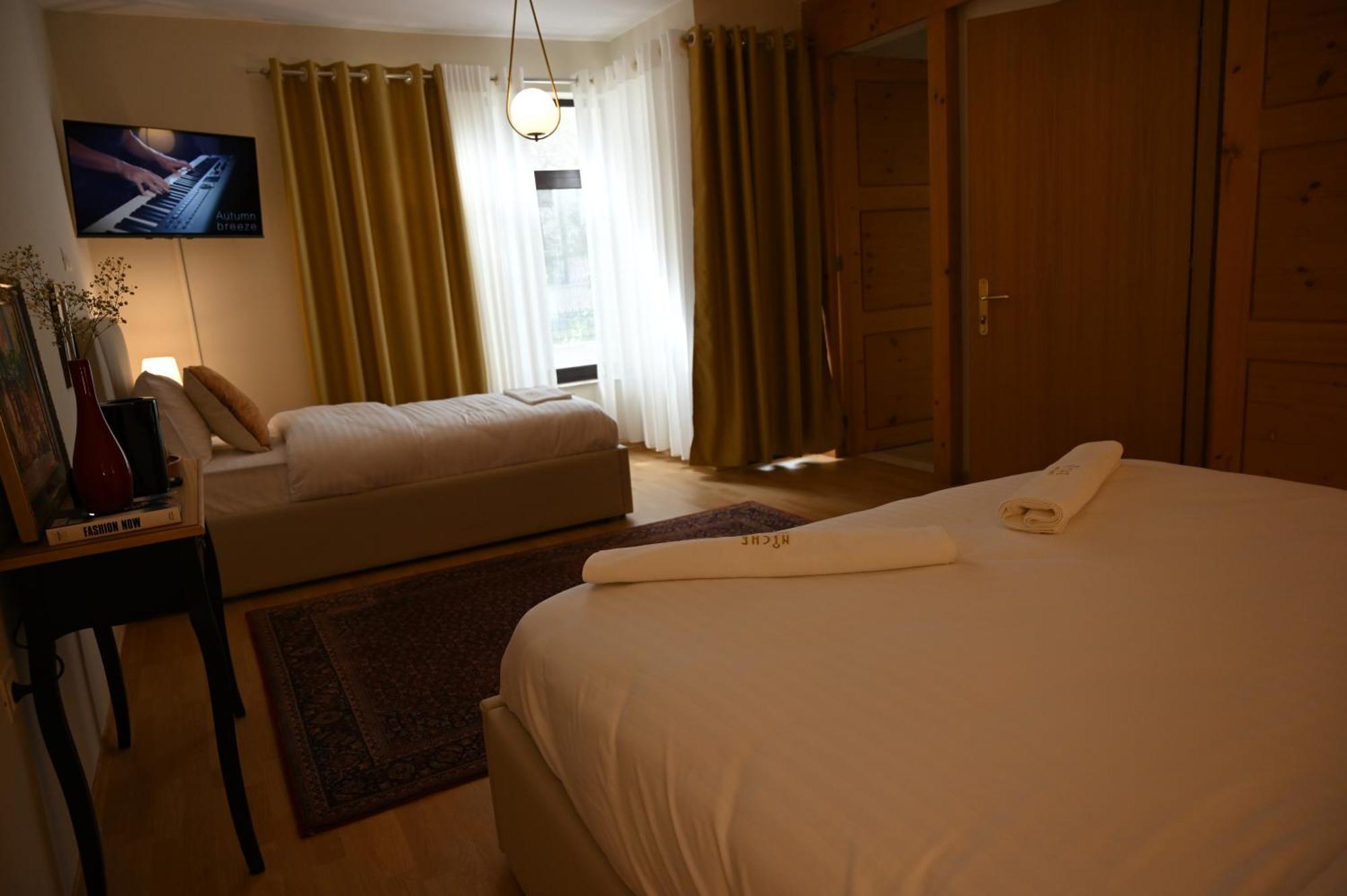 Niche Boutique Hotel Tirana Bagian luar foto