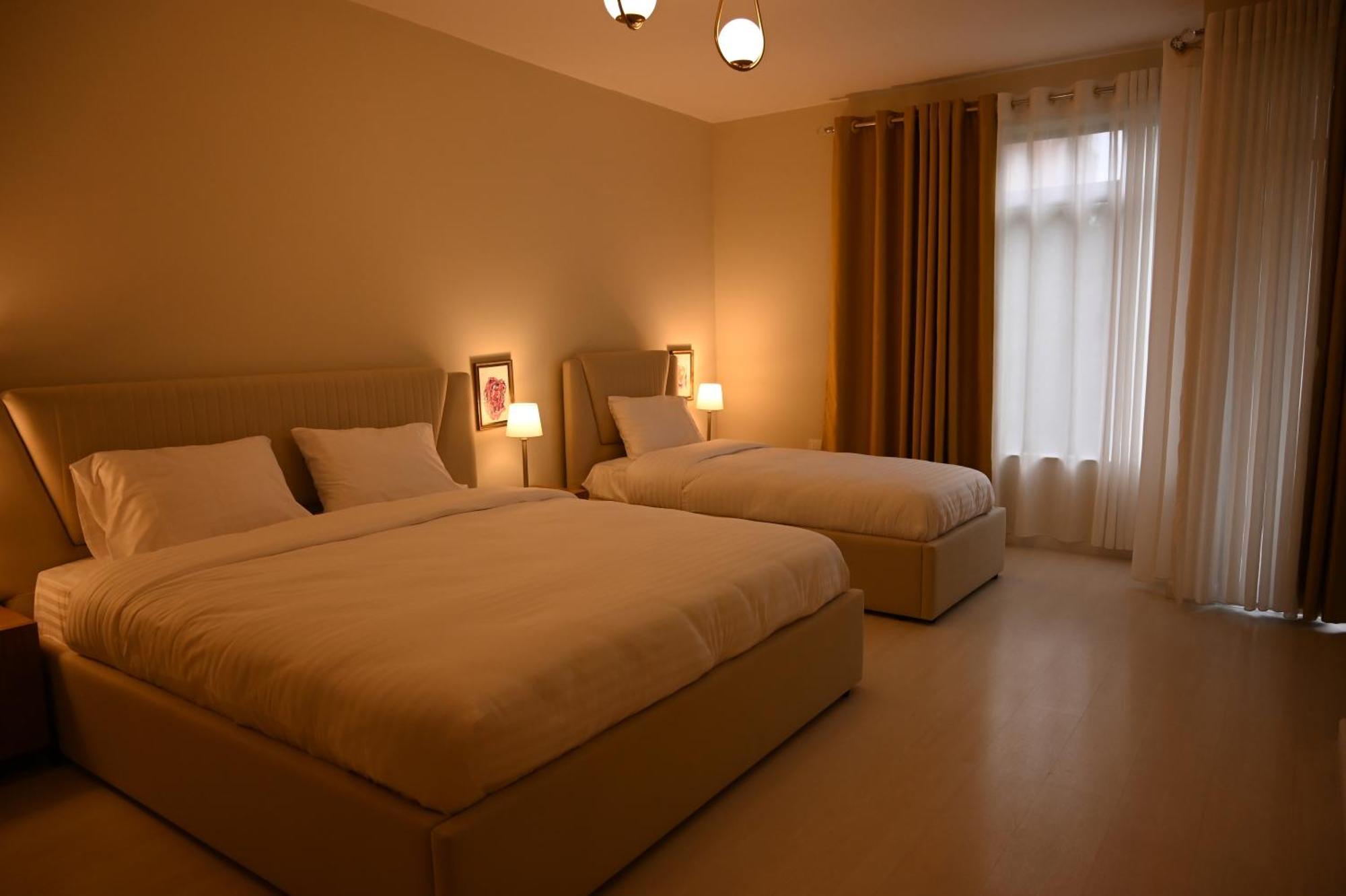 Niche Boutique Hotel Tirana Bagian luar foto